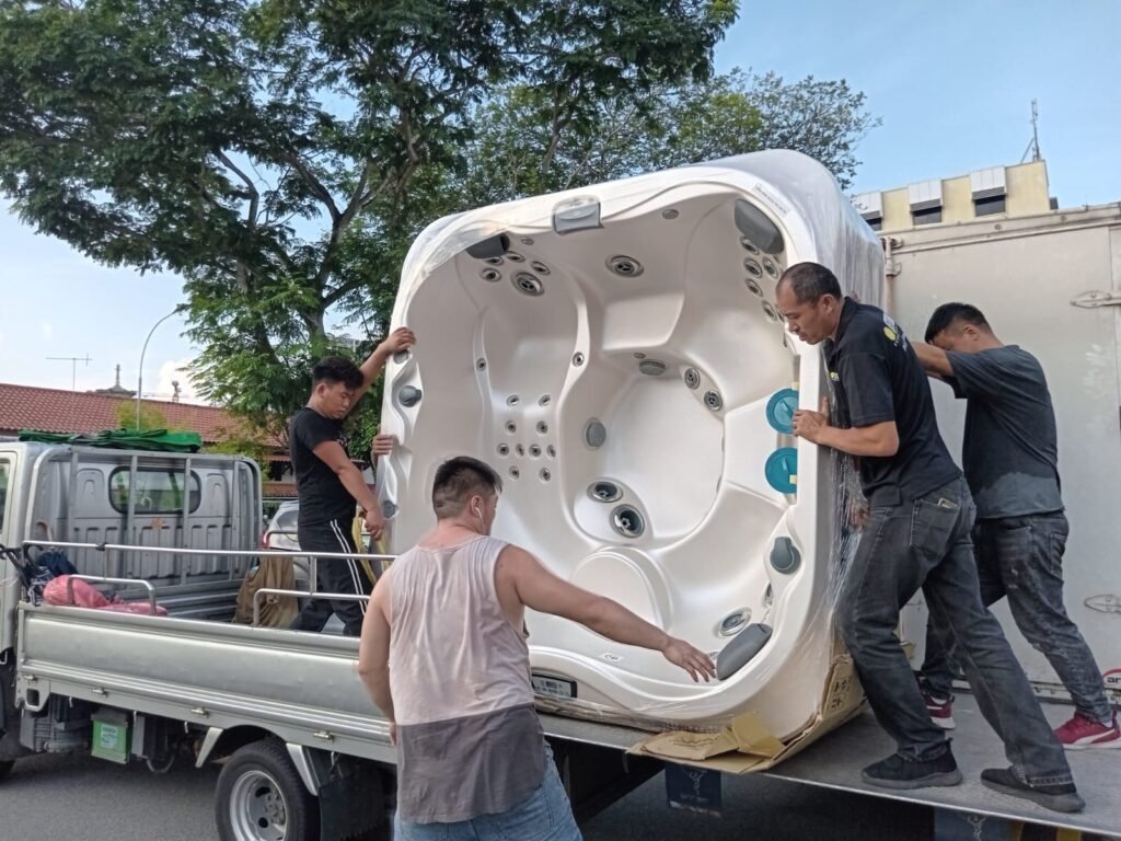 Jacuzzi Transport